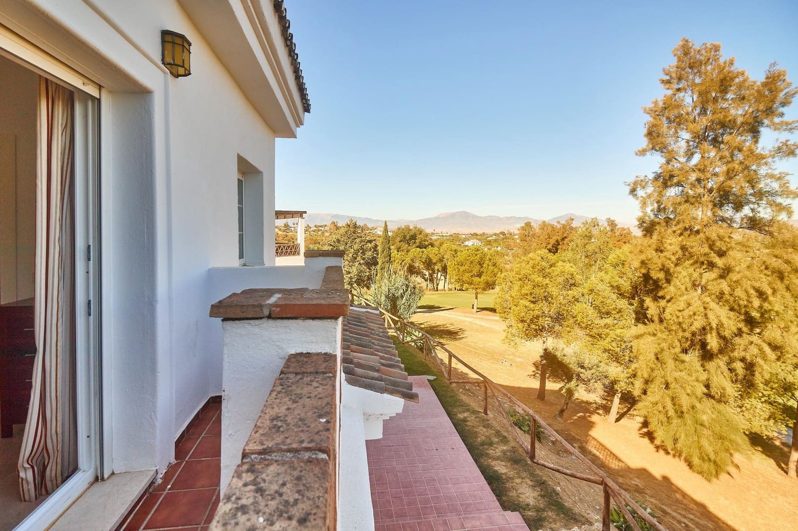 4 sypialnia Dom szeregowy na sprzedaż w Alhaurin de la Torre z basenem garażem - 599 990 € (Ref: 9344886)