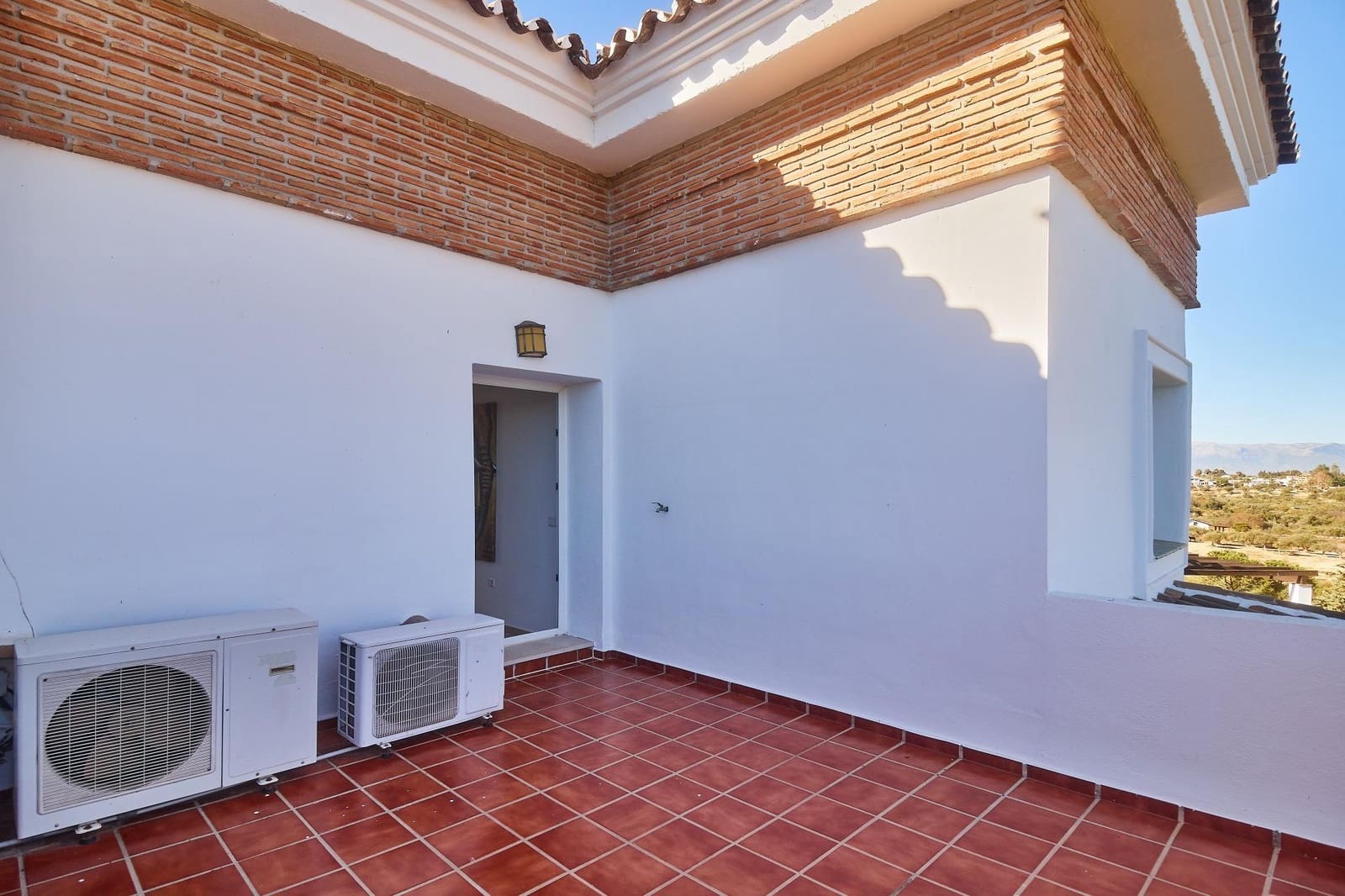 4 sypialnia Dom szeregowy na sprzedaż w Alhaurin de la Torre z basenem garażem - 599 990 € (Ref: 9344886)