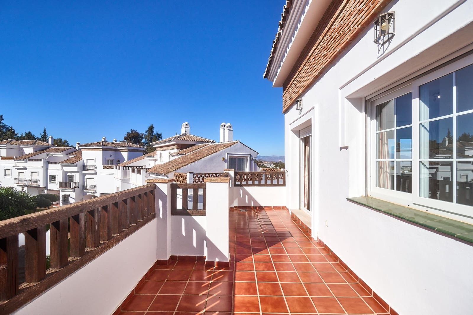 4 sypialnia Dom szeregowy na sprzedaż w Alhaurin de la Torre z basenem garażem - 599 990 € (Ref: 9344886)