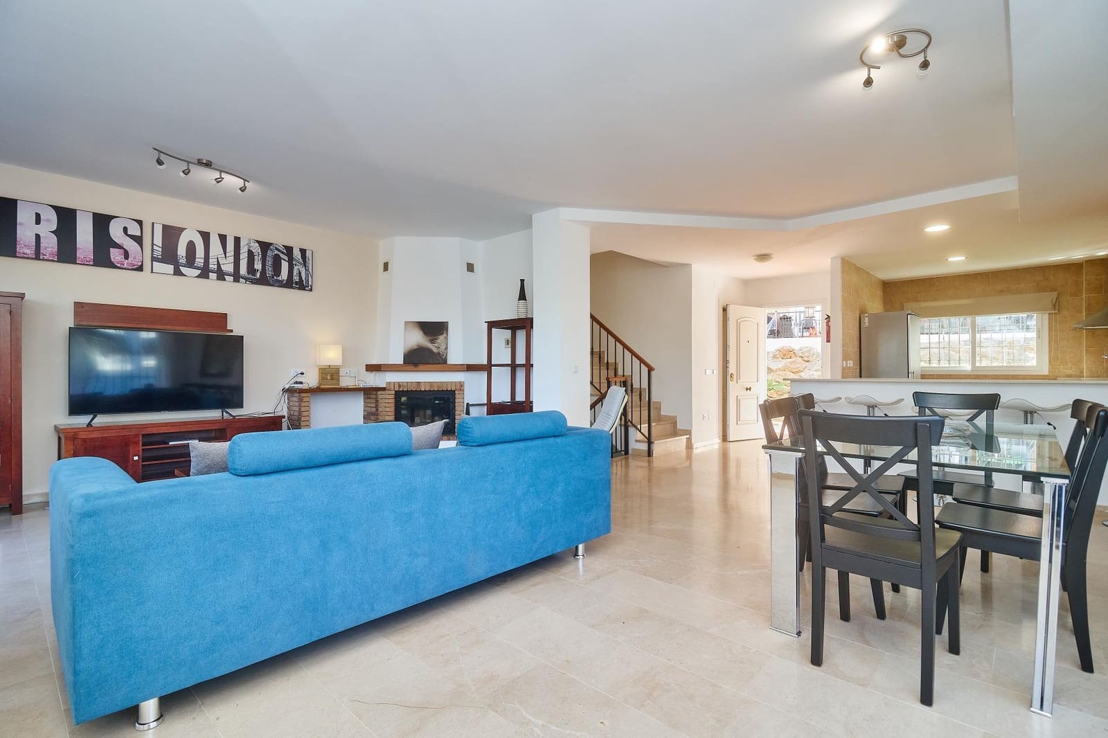 4 slaapkamer Rijtjeshuis te koop in Alhaurin de la Torre met zwembad garage - € 599.990 (Ref: 9344886)