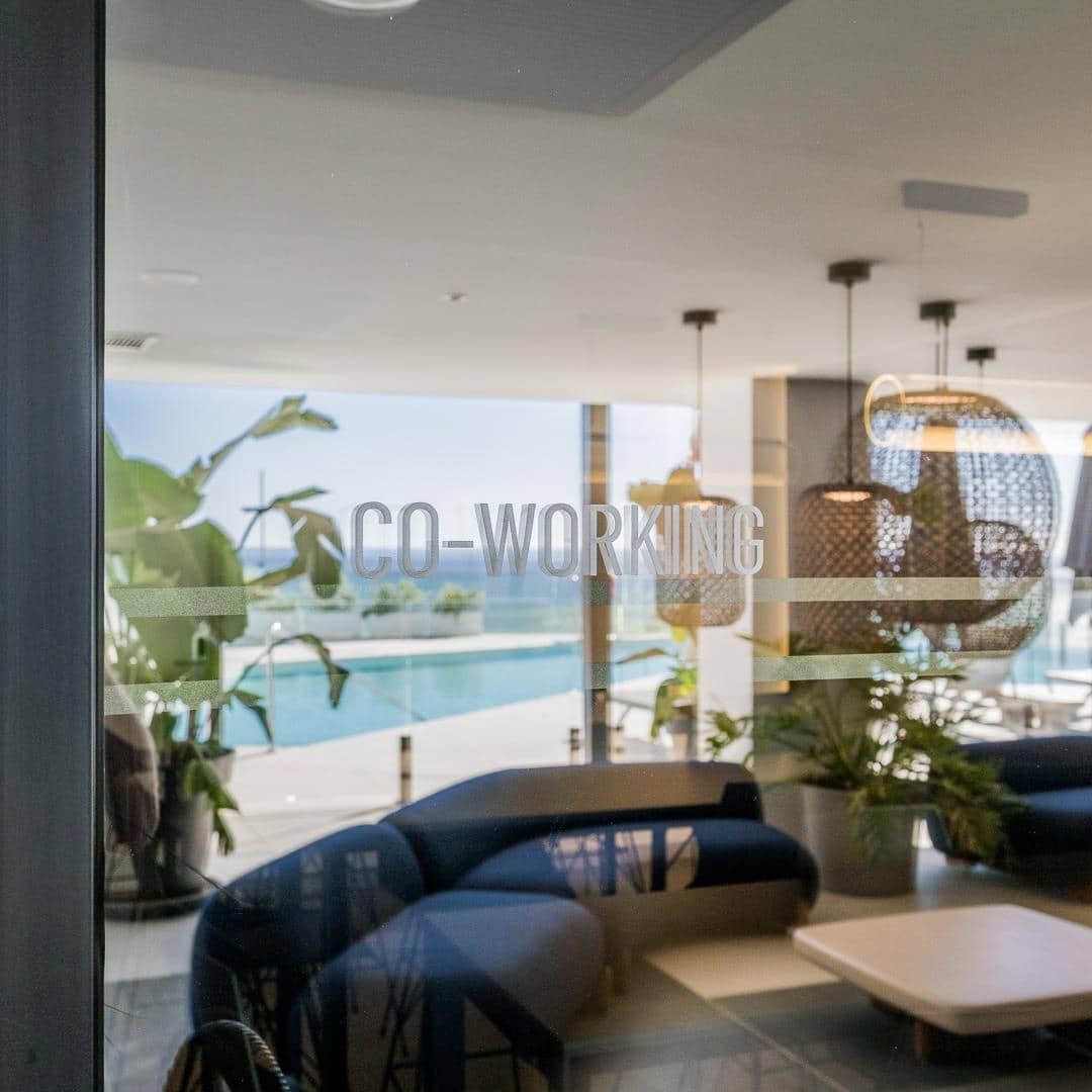 Ático de 3 habitaciones en Benalmádena en venta con piscina garaje - 3.495.000 € (Ref: 9359687)