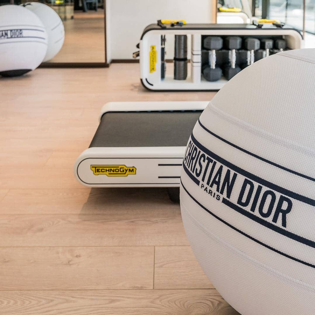 Ático de 3 habitaciones en Benalmádena en venta con piscina garaje - 3.495.000 € (Ref: 9359687)