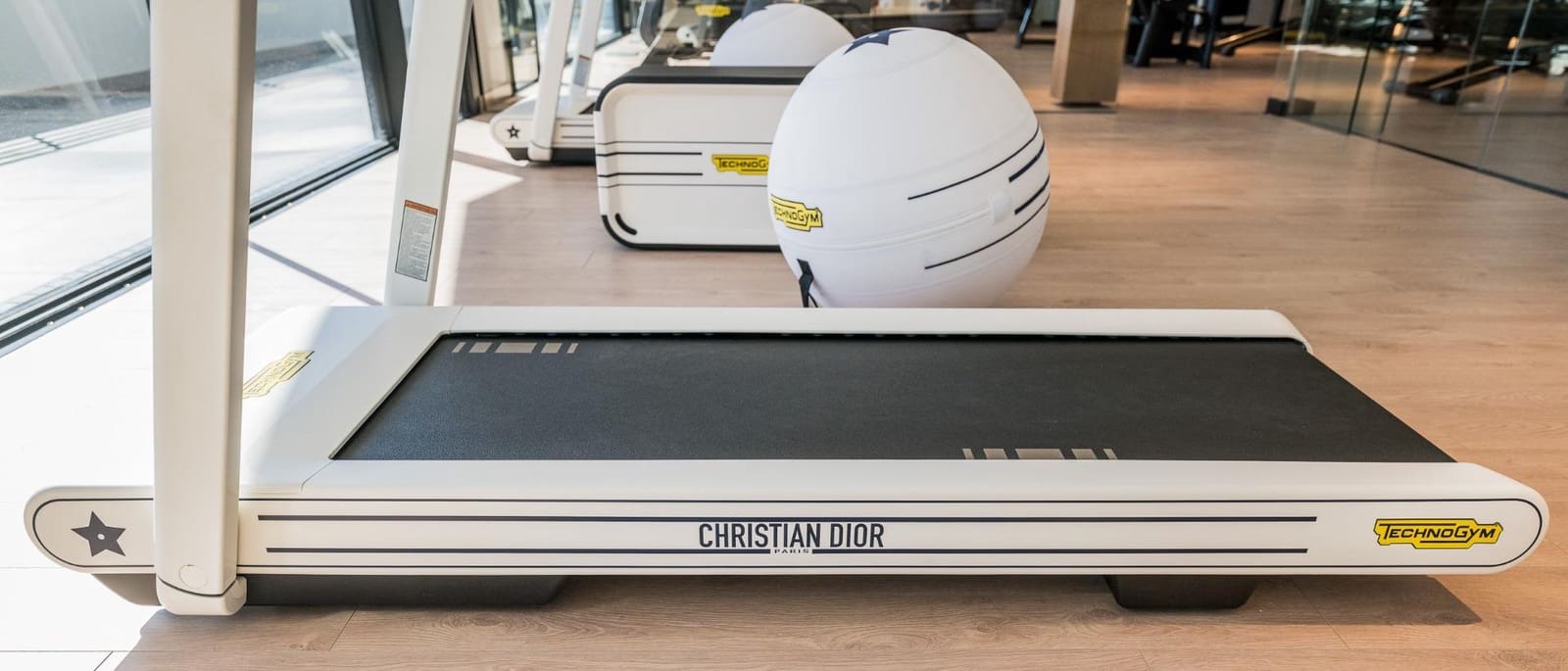 Ático de 3 habitaciones en Benalmádena en venta con piscina garaje - 3.495.000 € (Ref: 9359687)