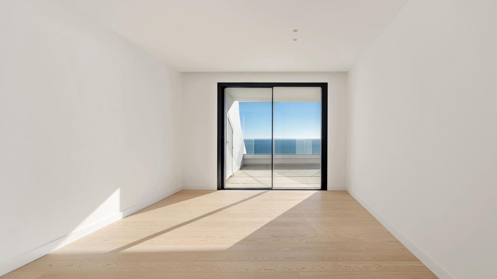 Ático de 3 habitaciones en Benalmádena en venta con piscina garaje - 3.495.000 € (Ref: 9359687)