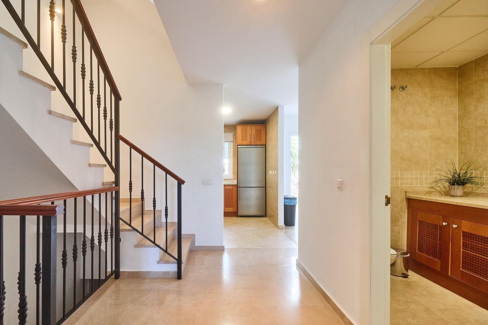 3 sypialnia Dom szeregowy na sprzedaż w Alhaurin de la Torre z basenem garażem - 429 990 € (Ref: 9359688)