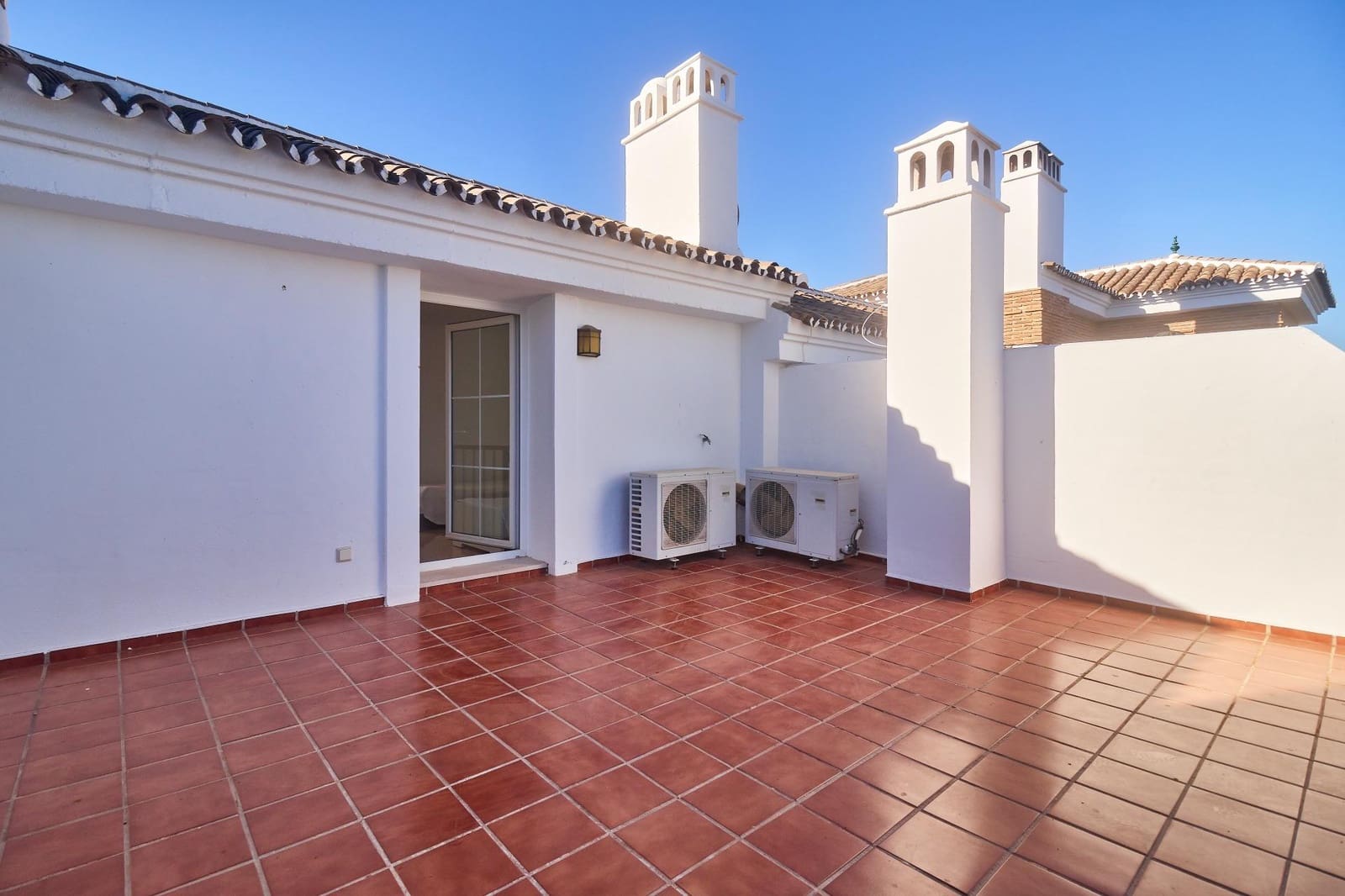 3 sypialnia Dom szeregowy na sprzedaż w Alhaurin de la Torre z basenem garażem - 429 990 € (Ref: 9359688)