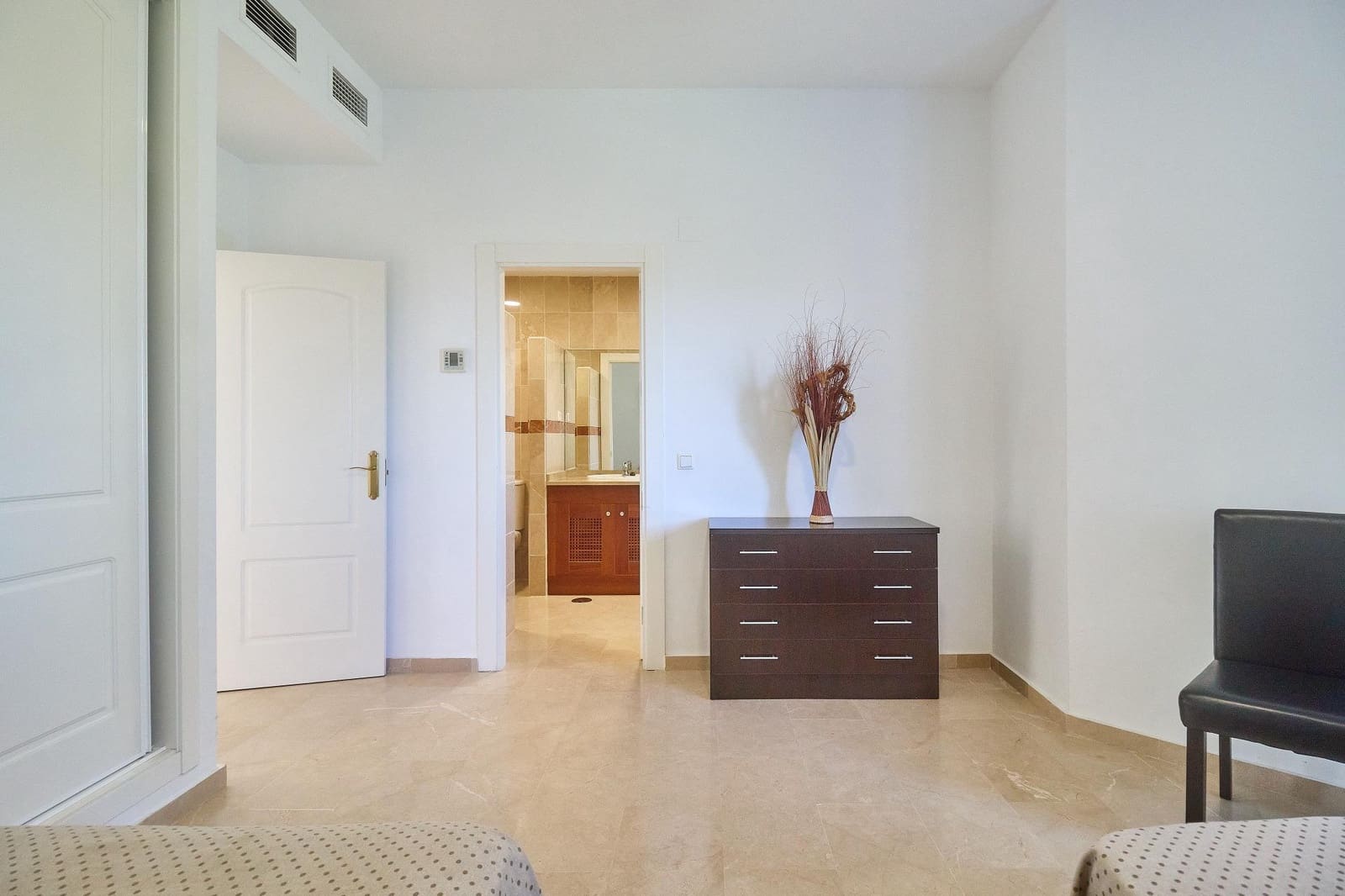 4 sypialnia Dom szeregowy na sprzedaż w Alhaurin de la Torre z basenem garażem - 479 990 € (Ref: 9359689)