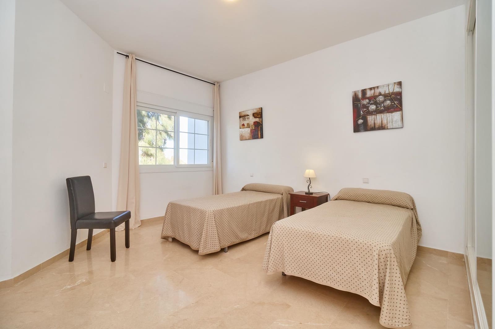 4 sypialnia Dom szeregowy na sprzedaż w Alhaurin de la Torre z basenem garażem - 479 990 € (Ref: 9359689)