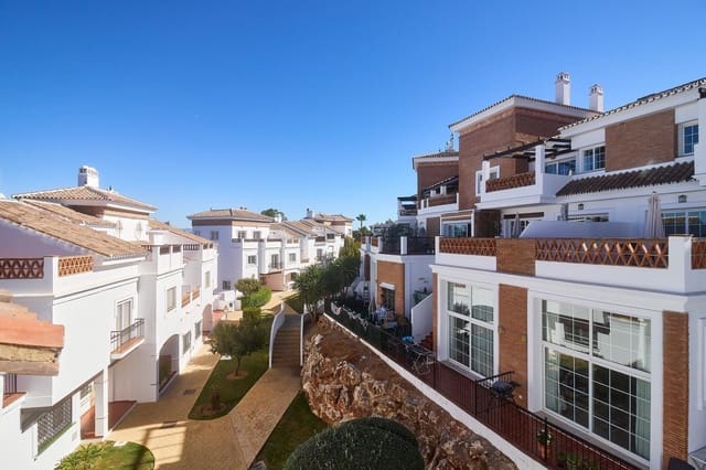 4 sypialnia Dom szeregowy na sprzedaż w Alhaurín de la Torre z basenem garażem - 479 990 € (Ref: 9359689)