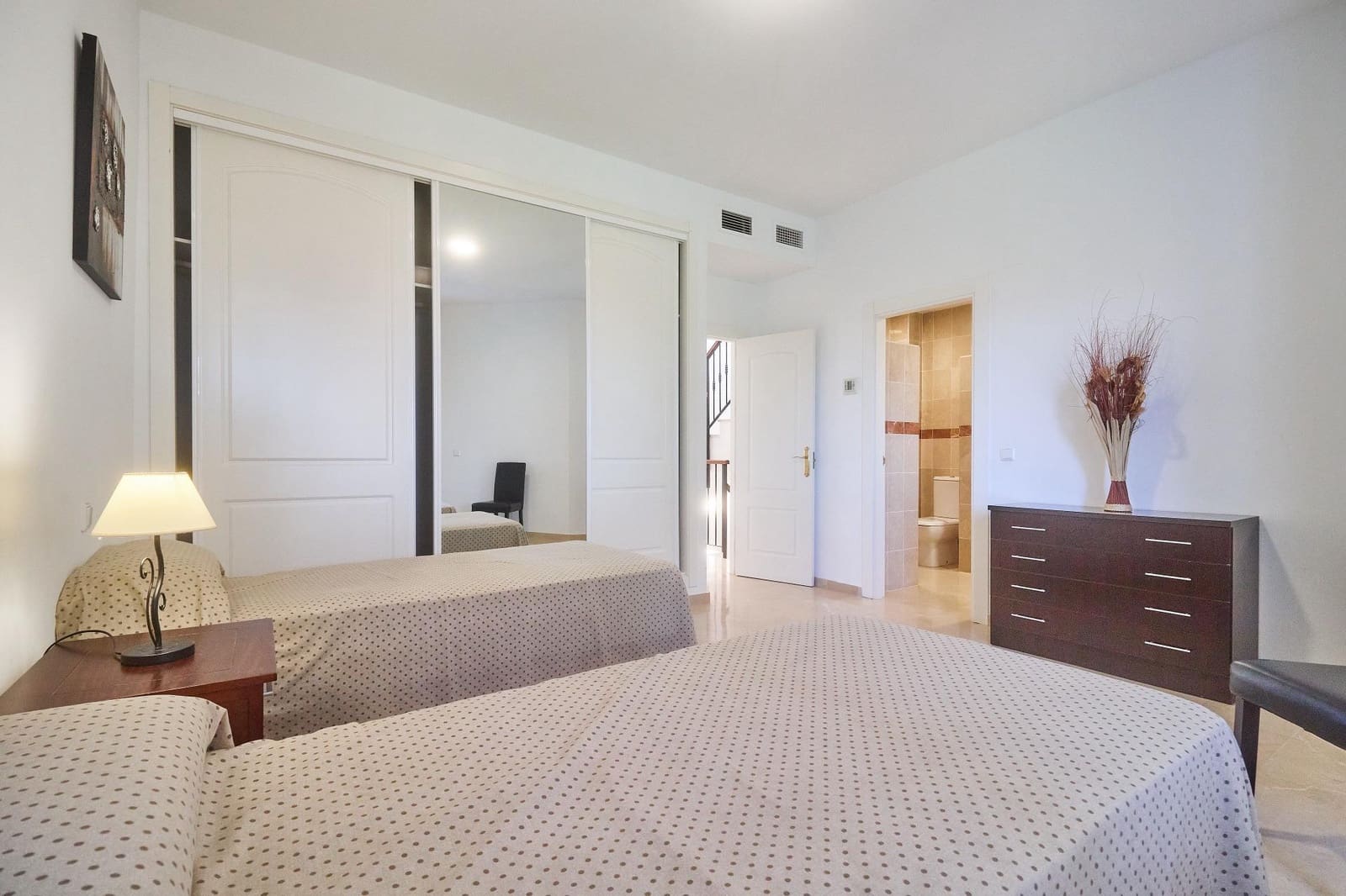 4 sypialnia Dom szeregowy na sprzedaż w Alhaurin de la Torre z basenem garażem - 479 990 € (Ref: 9359689)