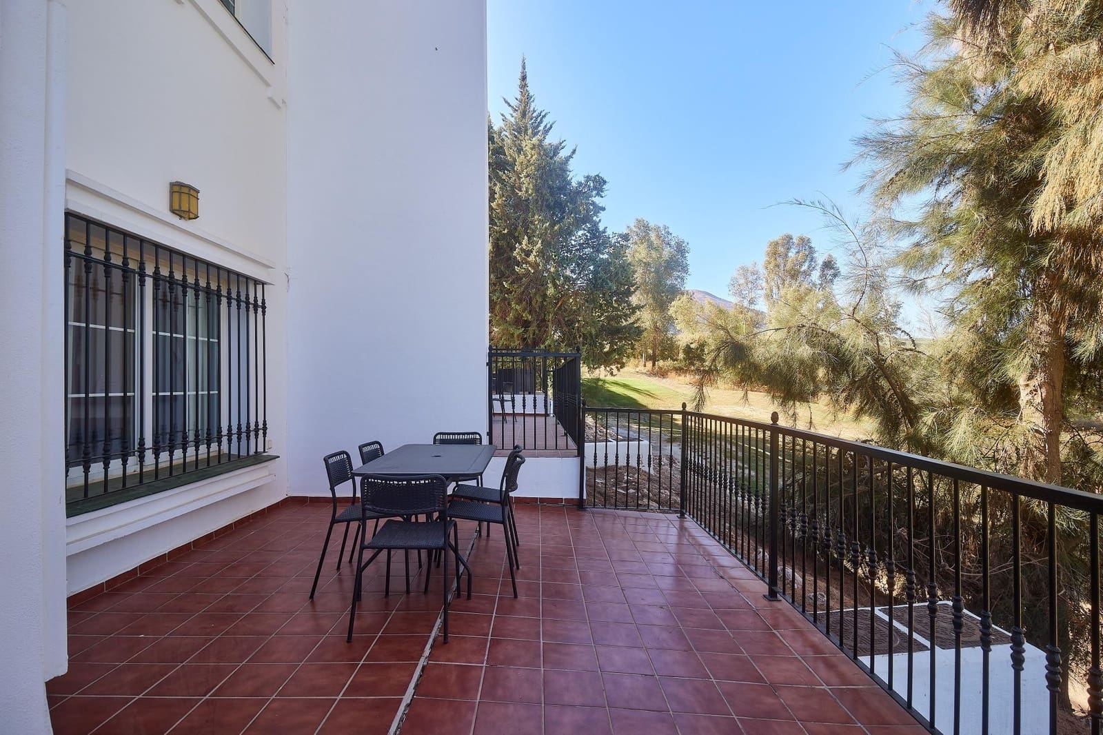 4 sypialnia Dom szeregowy na sprzedaż w Alhaurin de la Torre z basenem garażem - 479 990 € (Ref: 9359689)