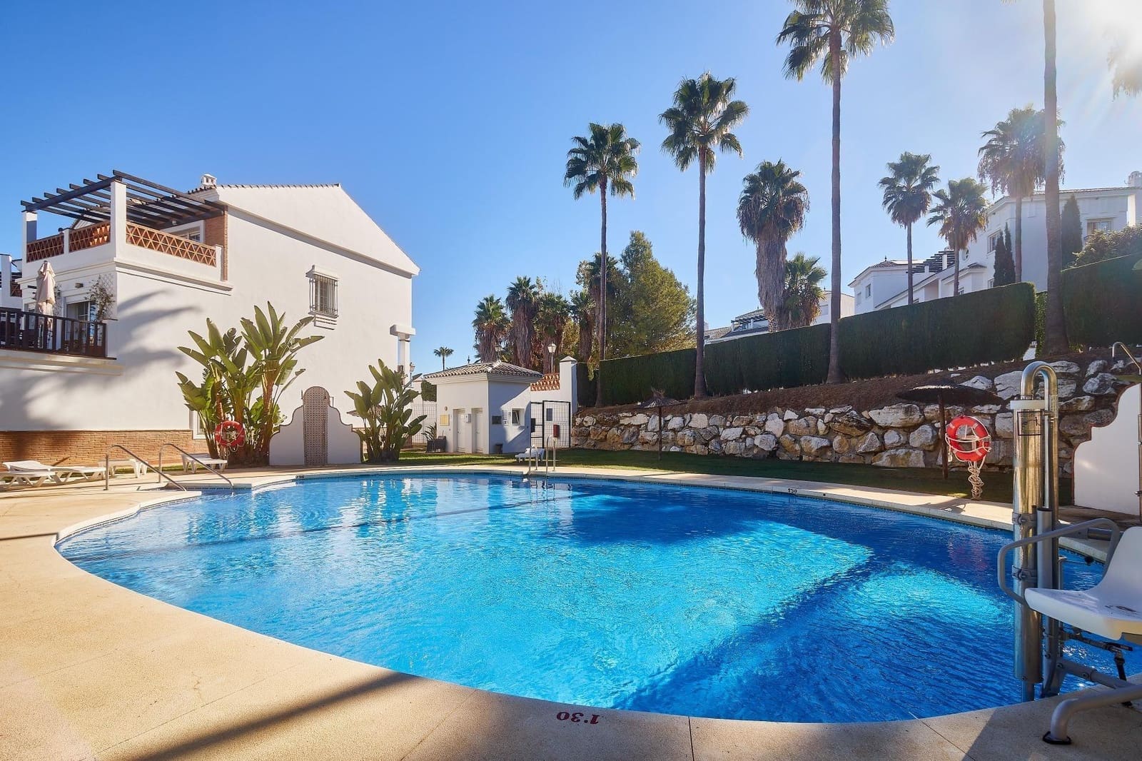 4 sypialnia Dom szeregowy na sprzedaż w Alhaurin de la Torre z basenem garażem - 479 990 € (Ref: 9359689)