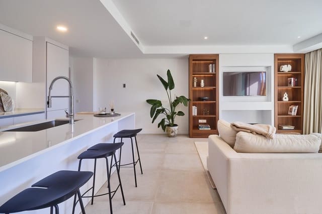 4 sovrum Radhus till salu i Mijas med pool garage - 837 000 € (Ref: 9431576)