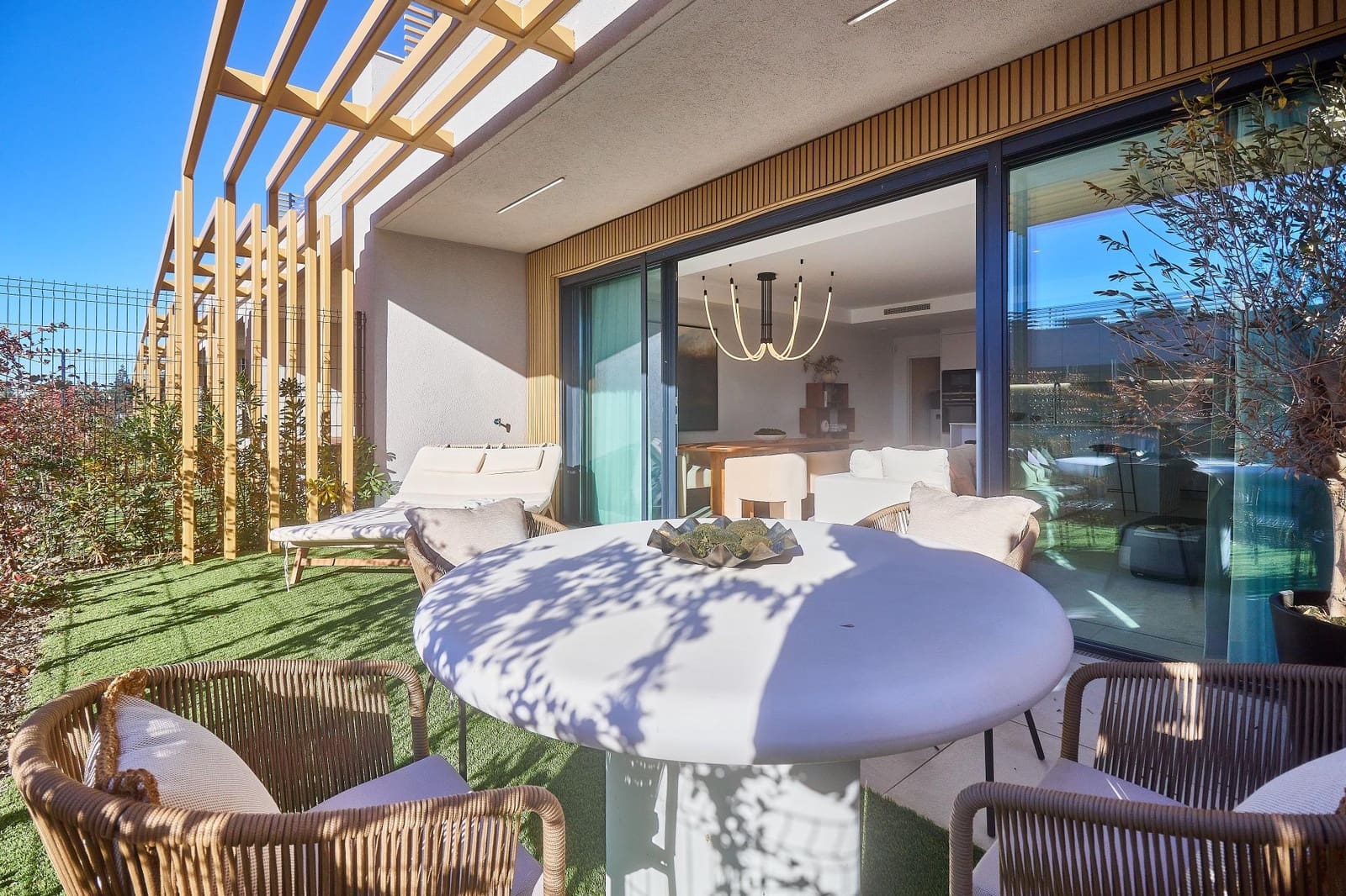 4 sovrum Radhus till salu i Mijas med pool garage - 837 000 € (Ref: 9431576)