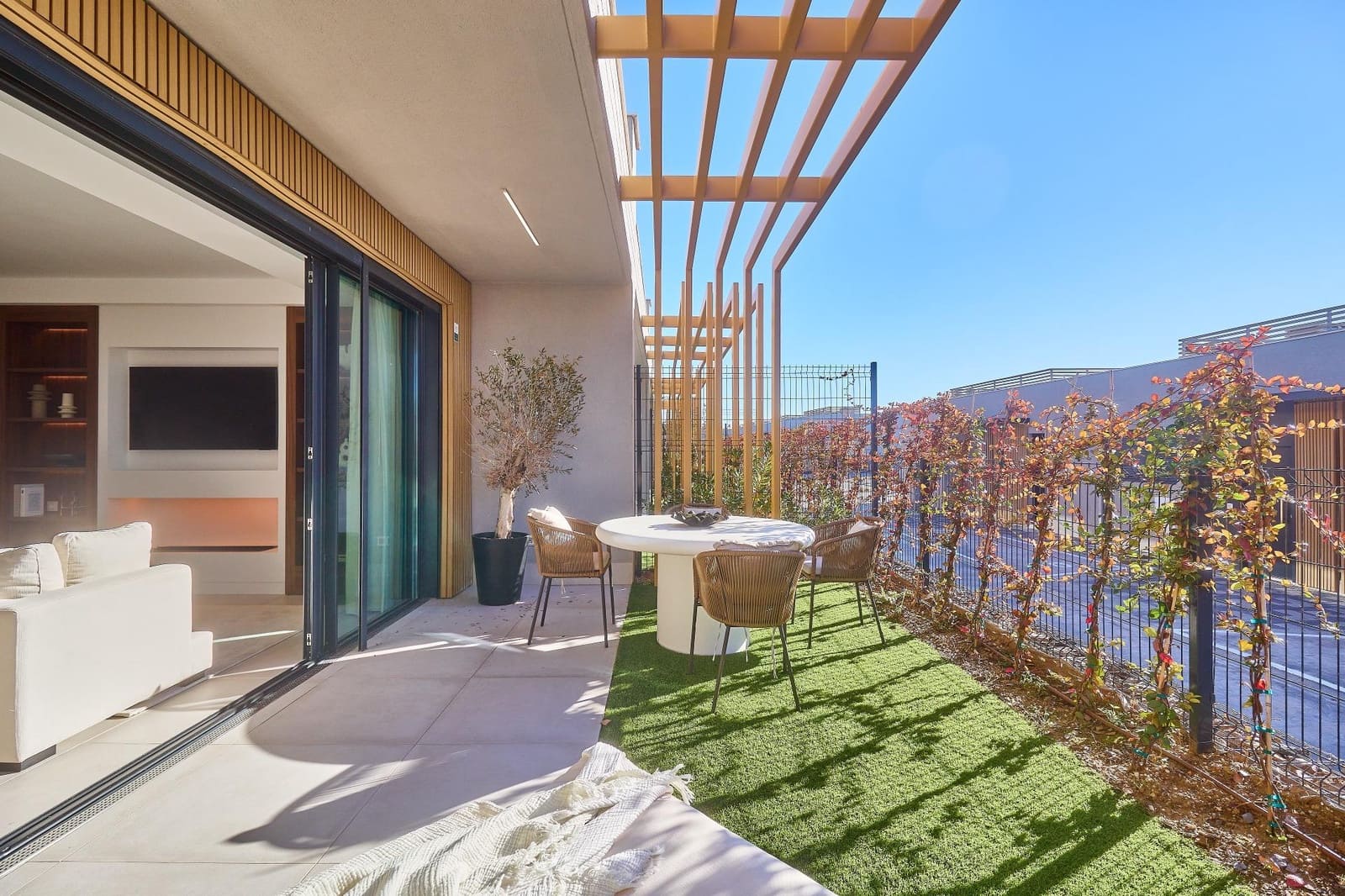 4 sovrum Radhus till salu i Mijas med pool garage - 837 000 € (Ref: 9431576)