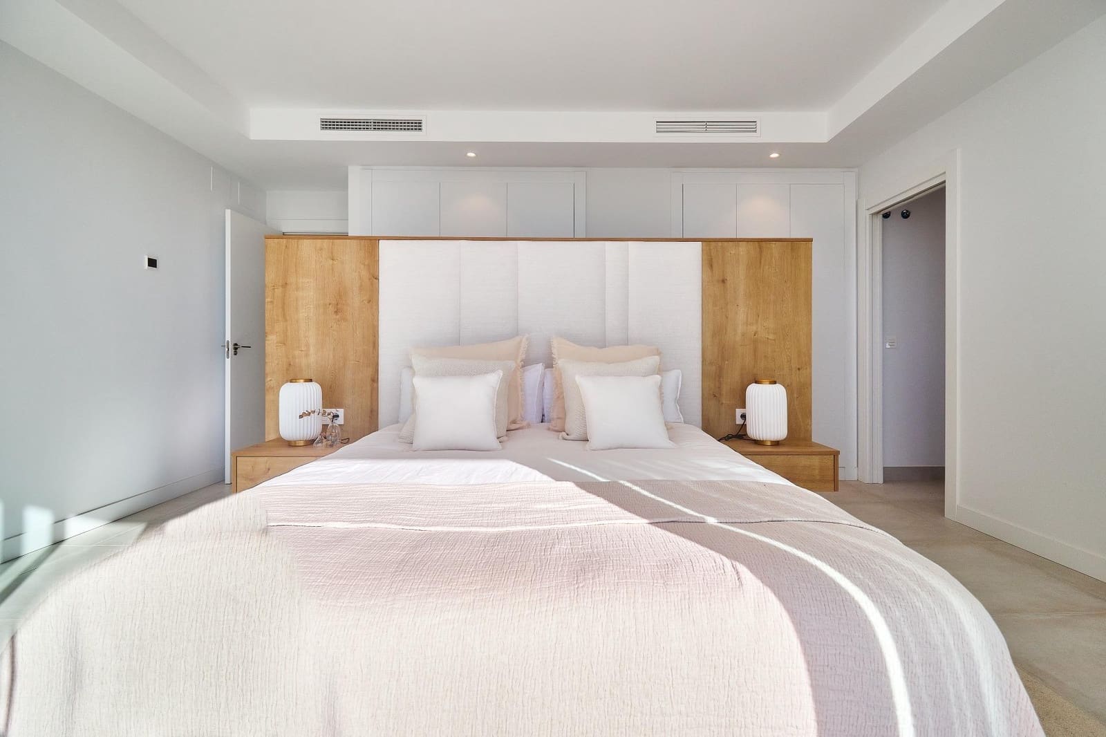 4 sovrum Radhus till salu i Mijas med pool garage - 837 000 € (Ref: 9431576)