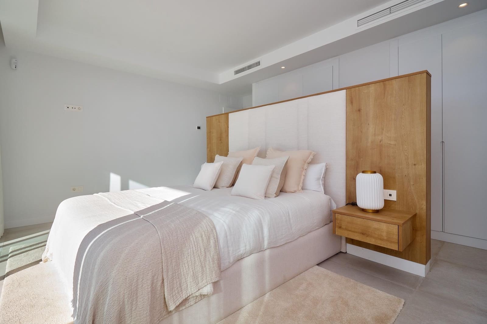 4 sovrum Radhus till salu i Mijas med pool garage - 837 000 € (Ref: 9431576)