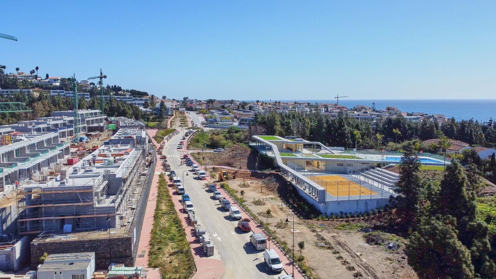 4 sovrum Radhus till salu i Mijas med pool garage - 837 000 € (Ref: 9431576)