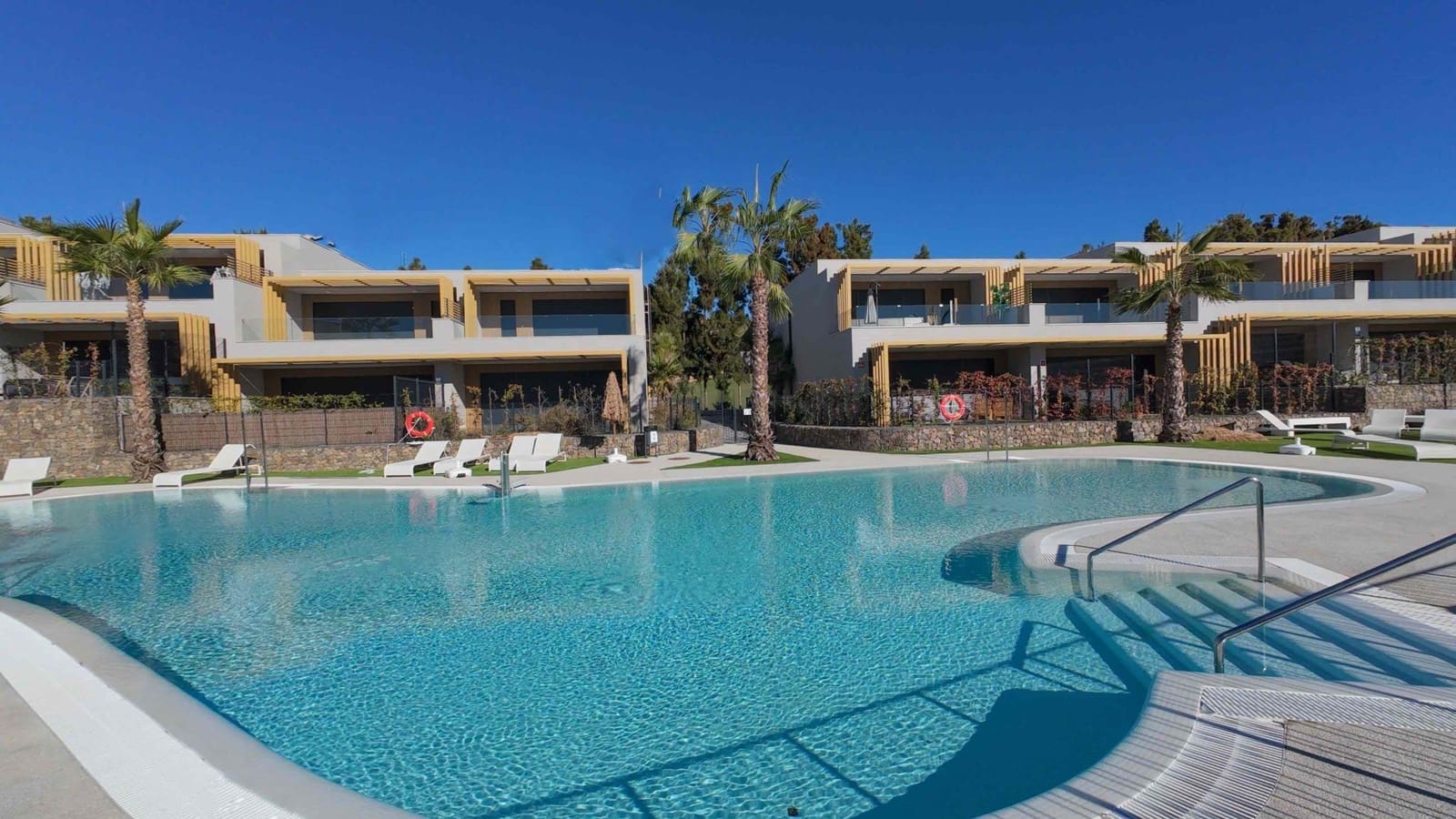 3 quarto Moradia em Banda para venda em Mijas com piscina garagem - 846 000 € (Ref: 9431576)