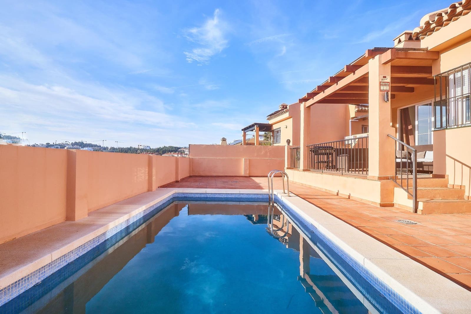 3 bedroom Villa for sale in El Faro with pool garage - € 550,000 (Ref: 9500732)