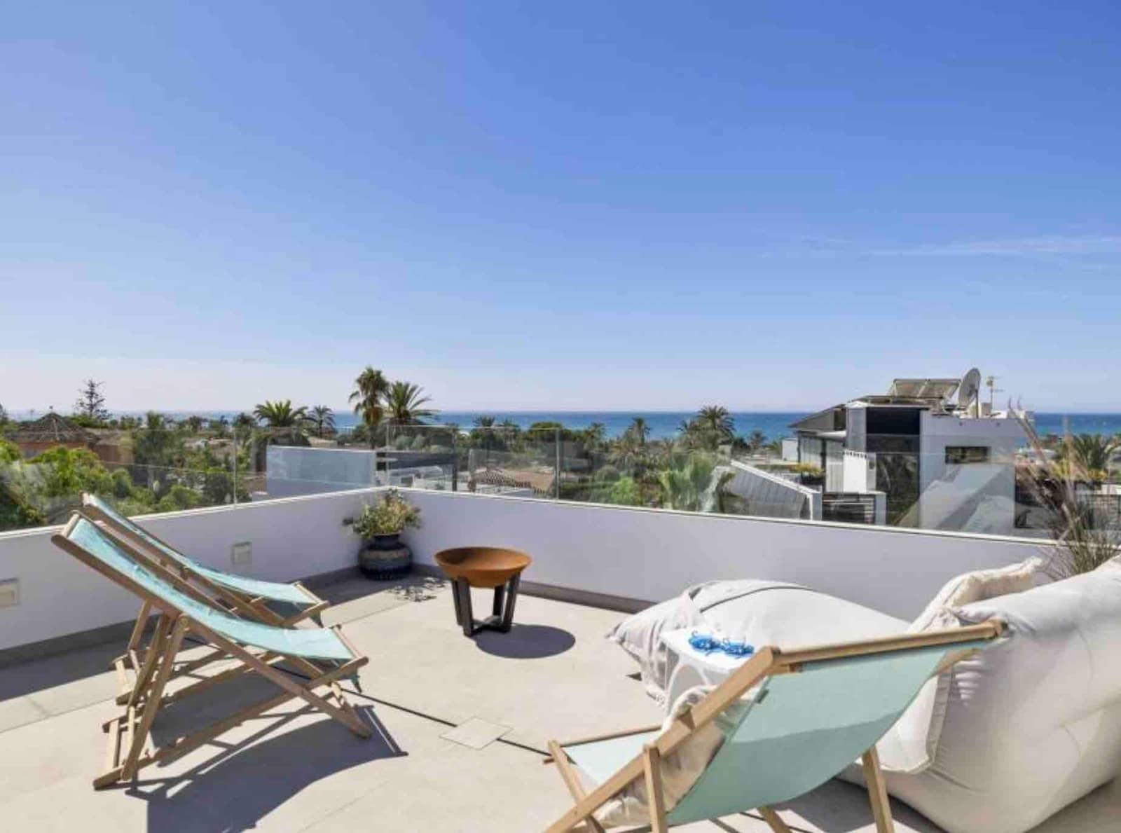 5 bedroom Villa for sale in Marbella with pool garage - € 3,450,000 (Ref: 9502458)