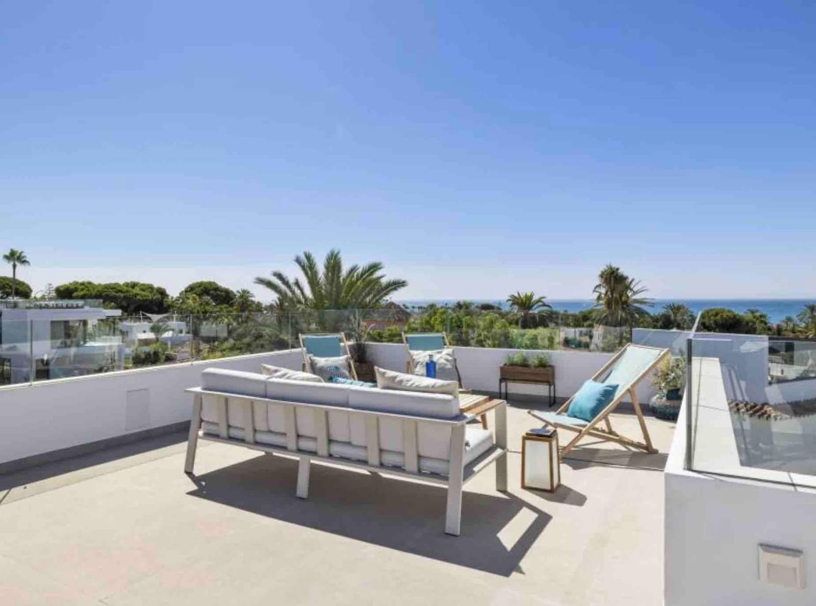 5 bedroom Villa for sale in Marbella with pool garage - € 3,450,000 (Ref: 9502458)