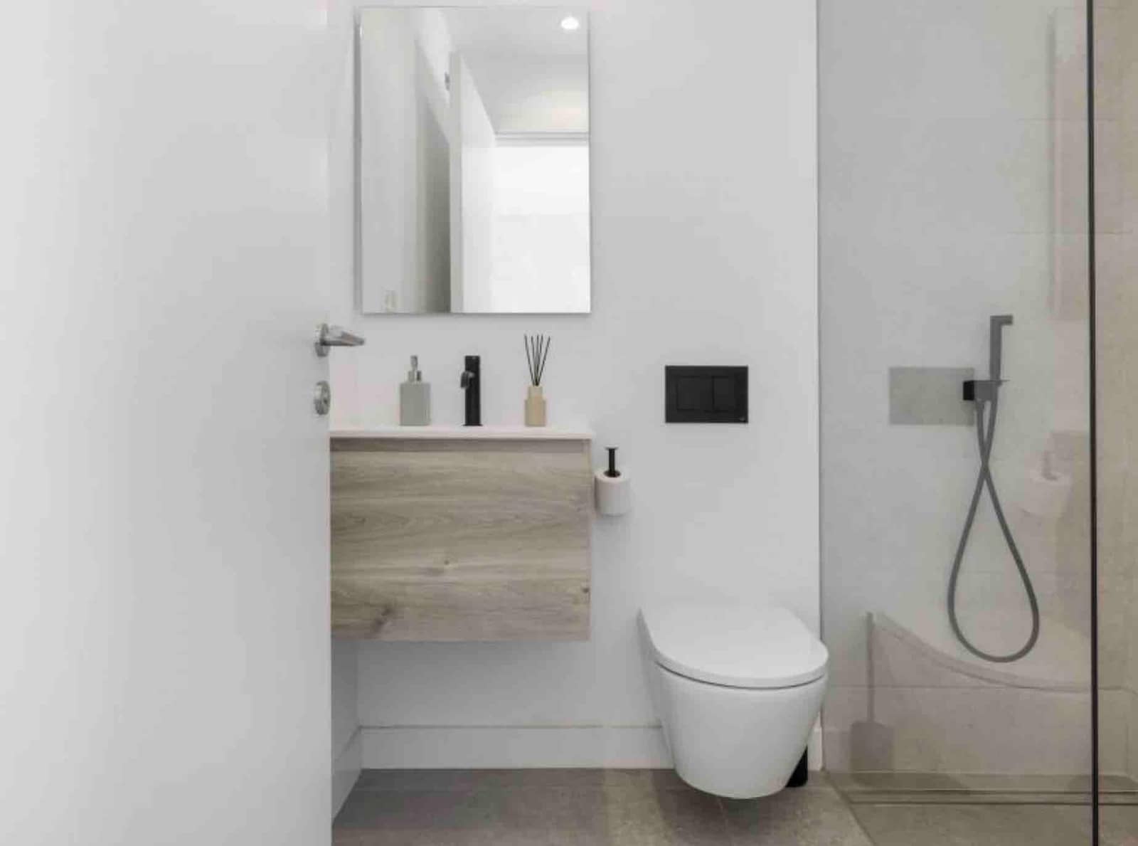 5 bedroom Villa for sale in Marbella with pool garage - € 3,450,000 (Ref: 9502458)