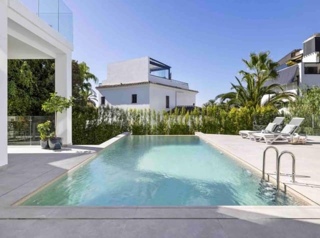 5 soverom Villa til salgs i Marbella med svømmebasseng garasje - € 3 345 000 (Ref: 9502458)