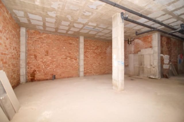 Local Comercial en Zona Puerto Deportivo, Fuengirola en alquiler - 7.000 € (Ref: 9504392)