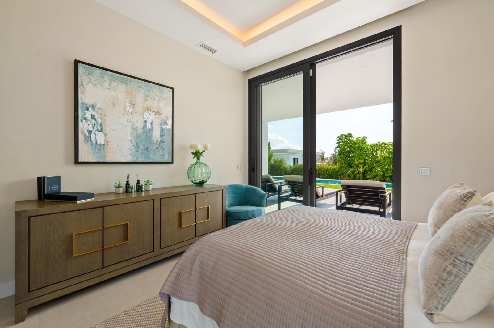 6 sovrum Villa till salu i La Quinta med pool garage - 4 695 000 € (Ref: 9536040)