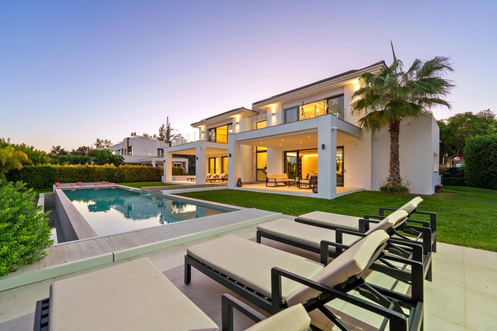 6 sovrum Villa till salu i La Quinta med pool garage - 4 695 000 € (Ref: 9536040)