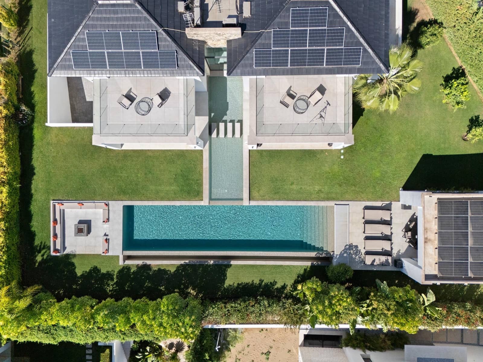 6 sovrum Villa till salu i La Quinta med pool garage - 4 695 000 € (Ref: 9536040)