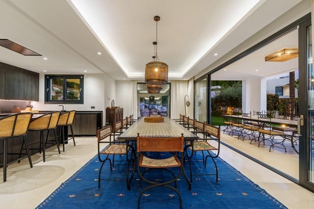 6 quarto Moradia para venda em Las Brisas, Marbella com piscina garagem - 4 190 000 € (Ref: 9536043)