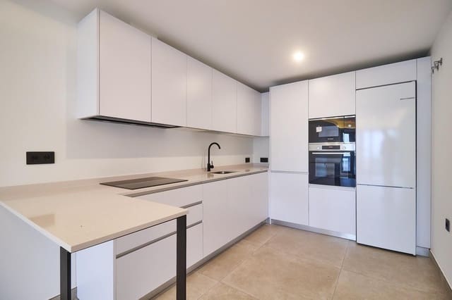 3 makuuhuone Huoneisto vuokrattavana paikassa Fuengirola - 1 750 € (Ref: 9568787)