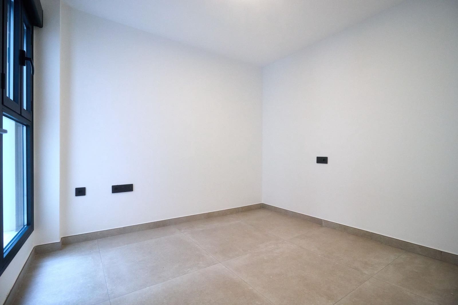 3 makuuhuone Huoneisto vuokrattavana paikassa Fuengirola - 1 750 € (Ref: 9568787)