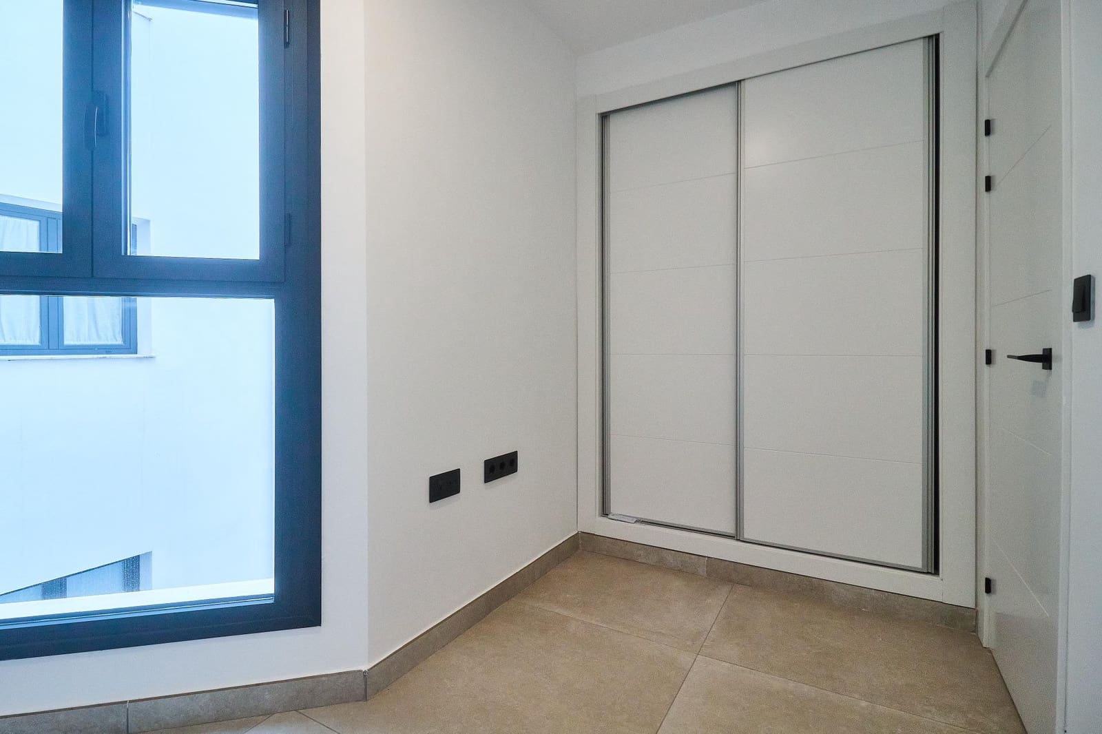 3 makuuhuone Huoneisto vuokrattavana paikassa Fuengirola - 1 750 € (Ref: 9568787)