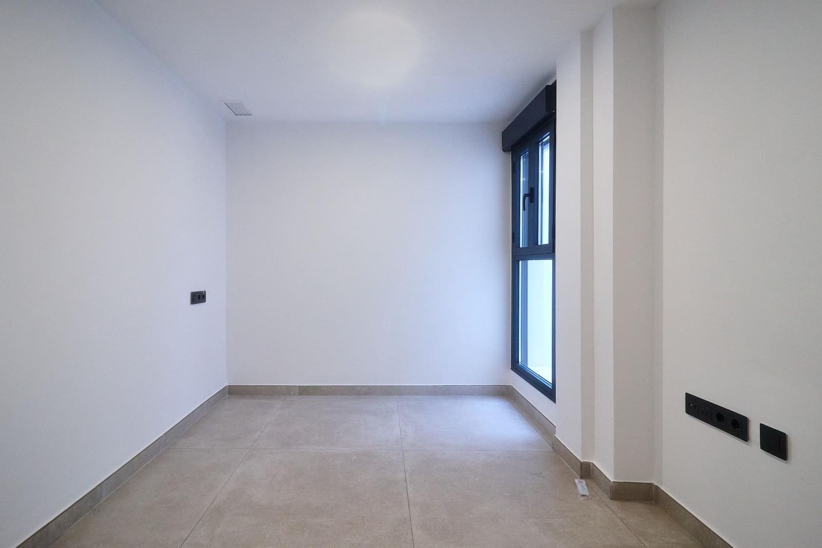 3 makuuhuone Huoneisto vuokrattavana paikassa Fuengirola - 1 750 € (Ref: 9568787)