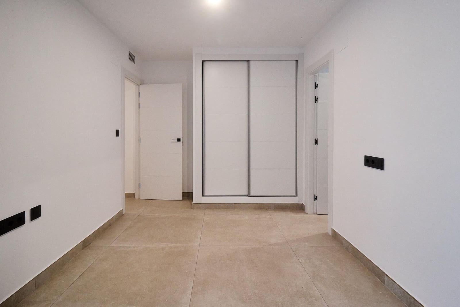 3 makuuhuone Huoneisto vuokrattavana paikassa Fuengirola - 1 750 € (Ref: 9568787)