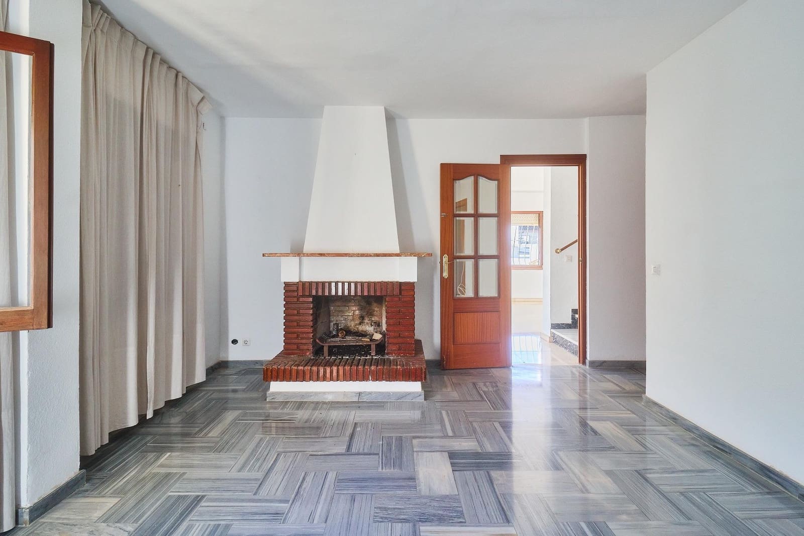 5 soverom Villa til salgs i El Coto med svømmebasseng garasje - € 700 000 (Ref: 9615634)