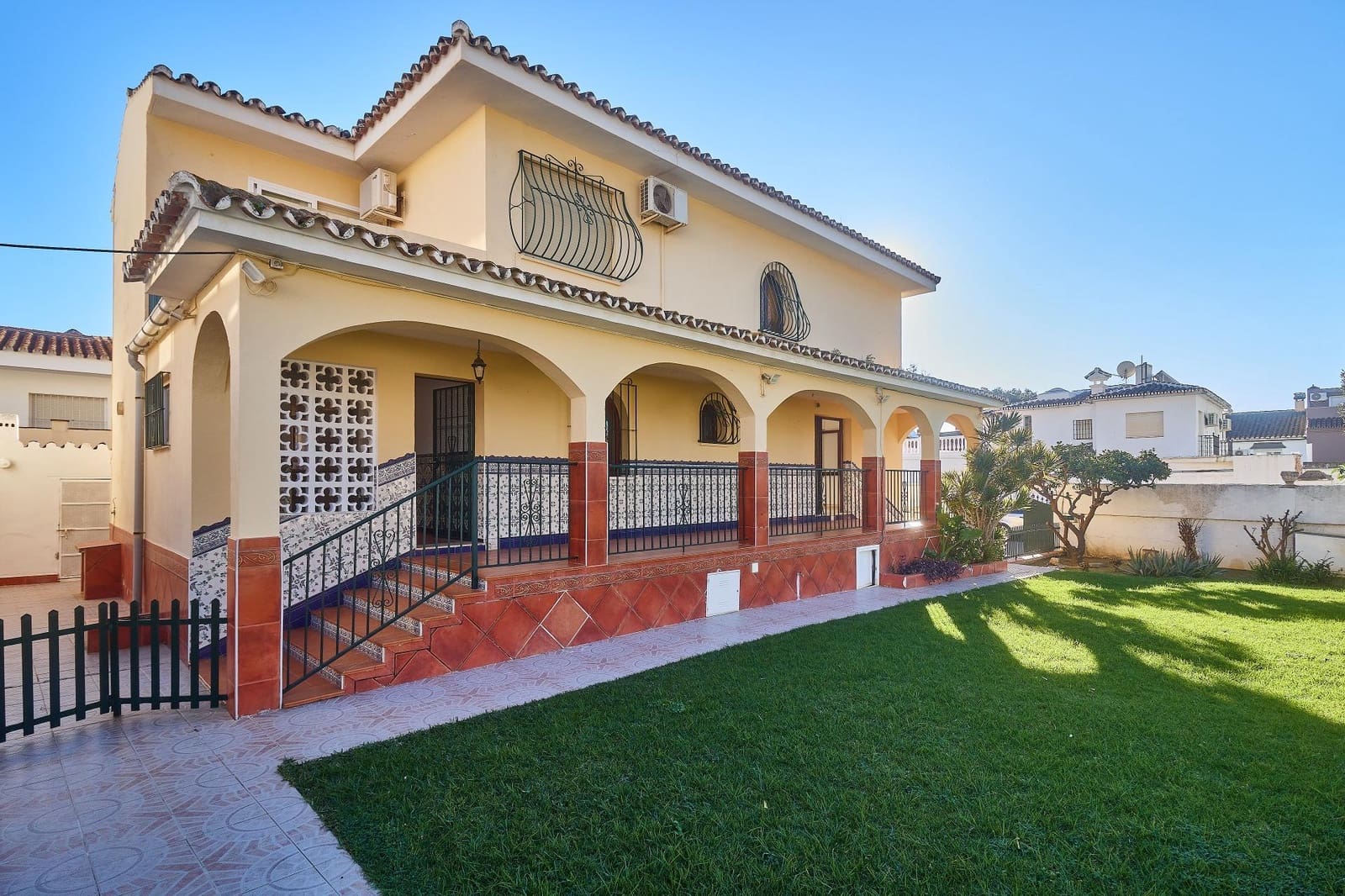 5 soverom Villa til salgs i El Coto med svømmebasseng garasje - € 700 000 (Ref: 9615634)