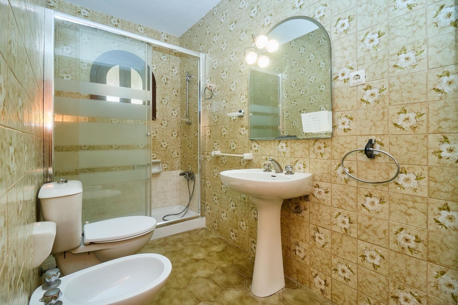 5 soverom Villa til salgs i El Coto med svømmebasseng garasje - € 700 000 (Ref: 9615634)