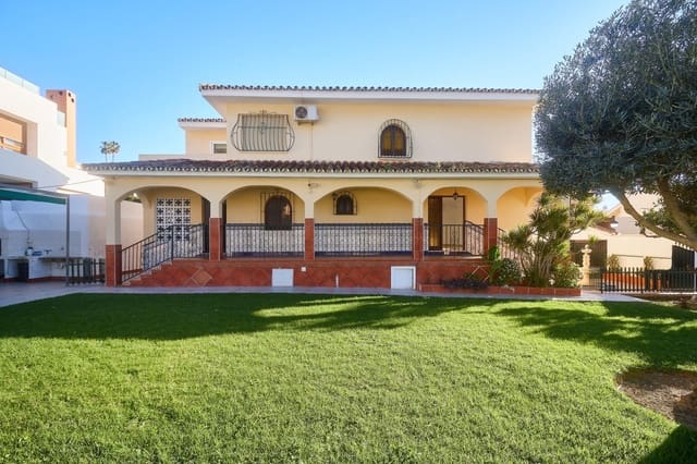 Chalet de 5 habitaciones en El Coto, Mijas en venta con piscina garaje - 700.000 € (Ref: 9615634)