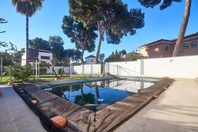 Chalet de 5 habitaciones en El Coto, Mijas en venta con piscina garaje - 700.000 € (Ref: 9615634)