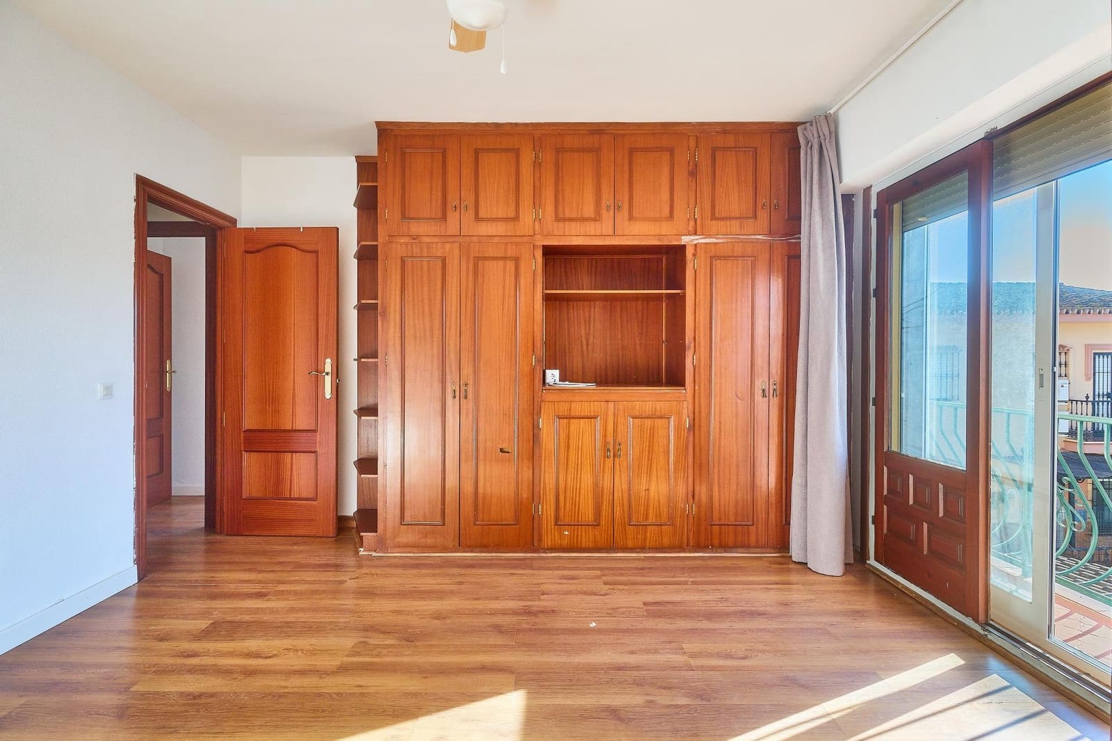 5 soverom Villa til salgs i El Coto med svømmebasseng garasje - € 700 000 (Ref: 9615634)