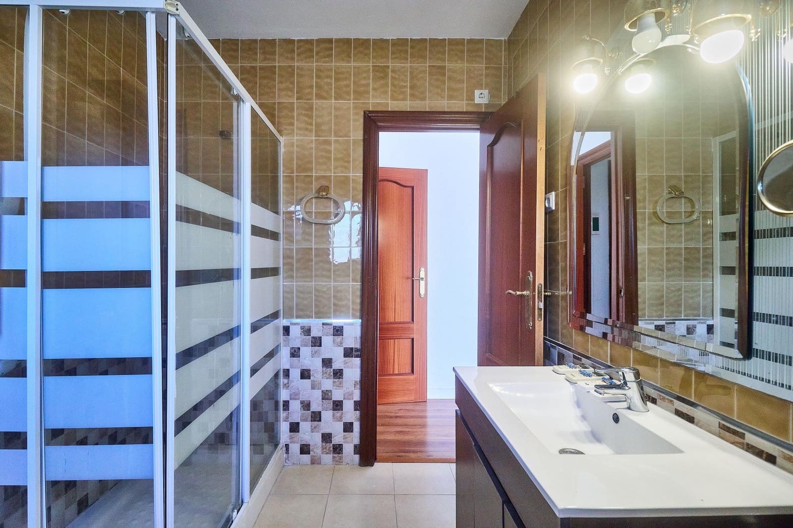 5 soverom Villa til salgs i El Coto med svømmebasseng garasje - € 700 000 (Ref: 9615634)