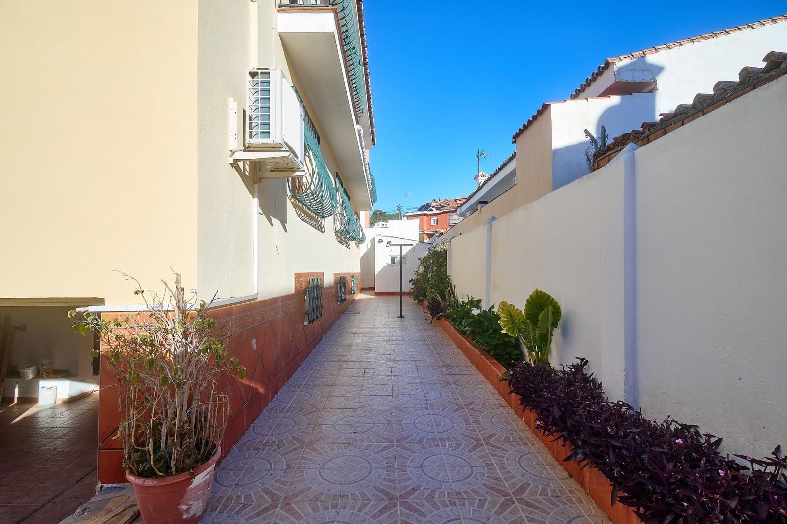 5 soverom Villa til salgs i El Coto med svømmebasseng garasje - € 700 000 (Ref: 9615634)