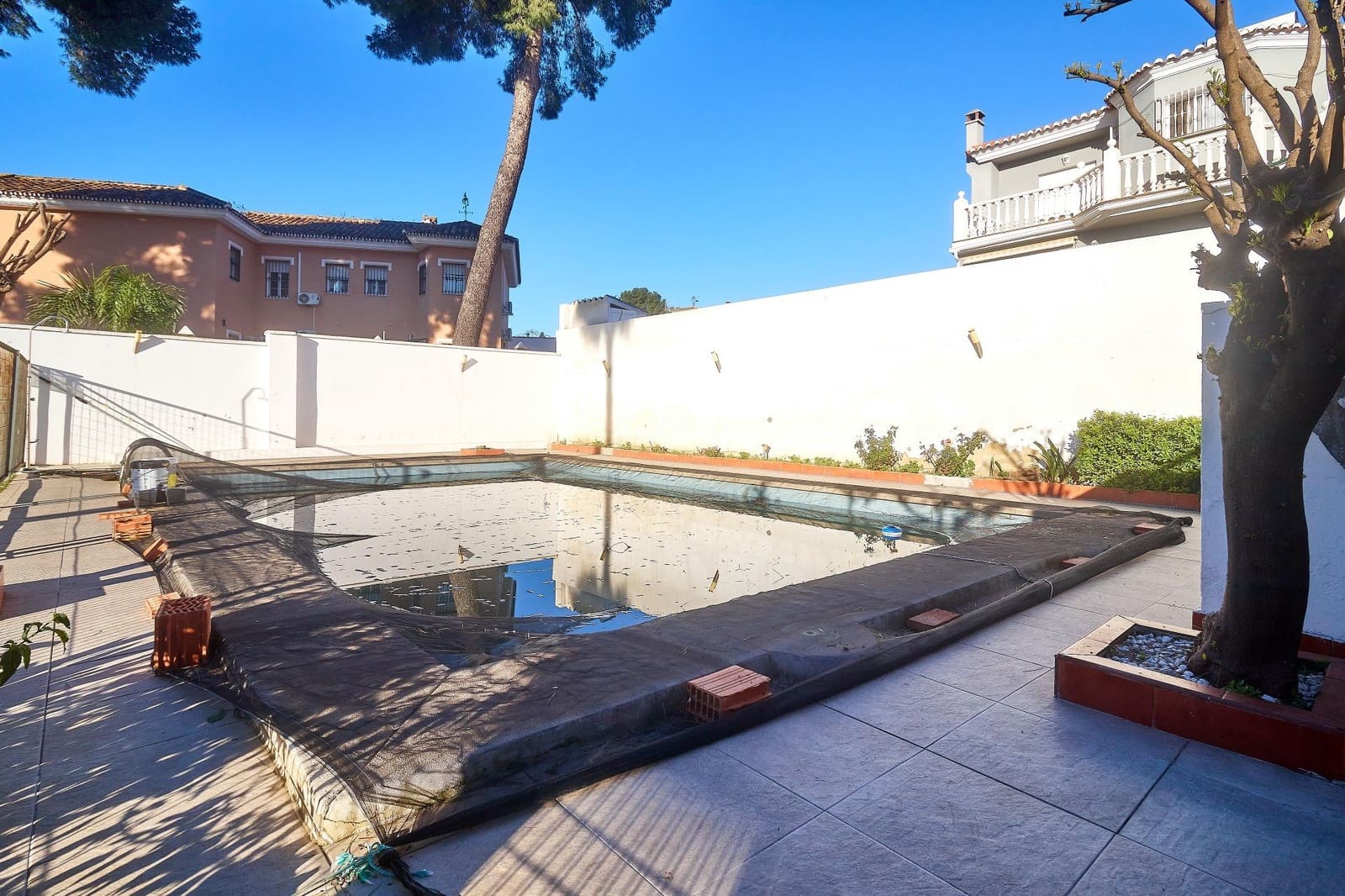 5 soverom Villa til salgs i El Coto med svømmebasseng garasje - € 700 000 (Ref: 9615634)