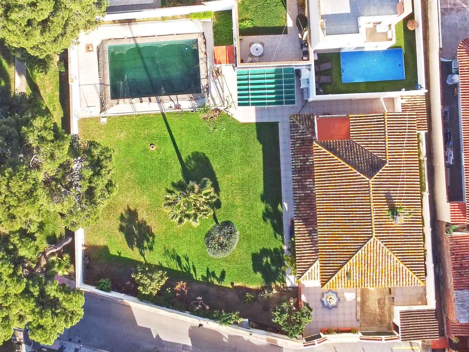 5 soverom Villa til salgs i El Coto med svømmebasseng garasje - € 700 000 (Ref: 9615634)