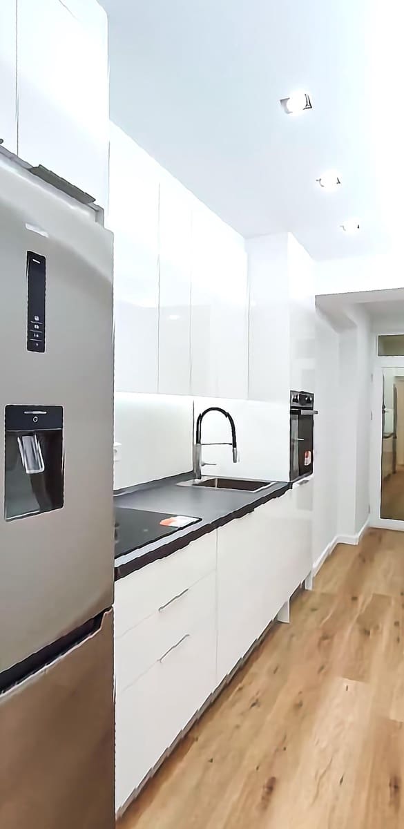 3 bedroom Flat for sale in Fuengirola - € 299,000 (Ref: 9666607)