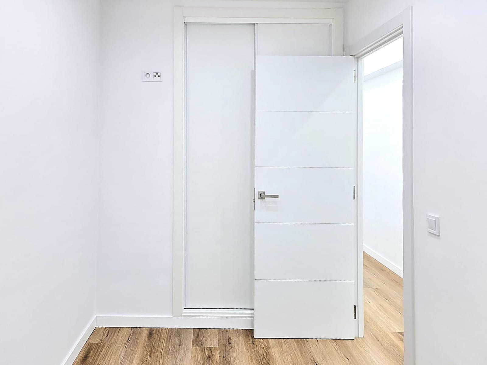 3 bedroom Flat for sale in Fuengirola - € 299,000 (Ref: 9666607)